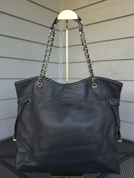 Tory Burch Handbags - Tory Burch Marion Slouchy Black Pebbled Leather Gold Chain Tote
